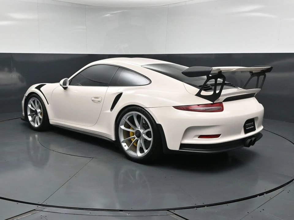 2016 Porsche 991 GT3 RS - Image 3 of 31