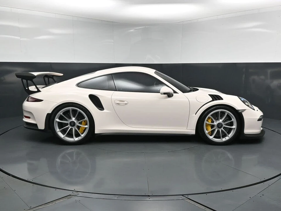 2016 Porsche 991 GT3 RS - Image 11 of 31