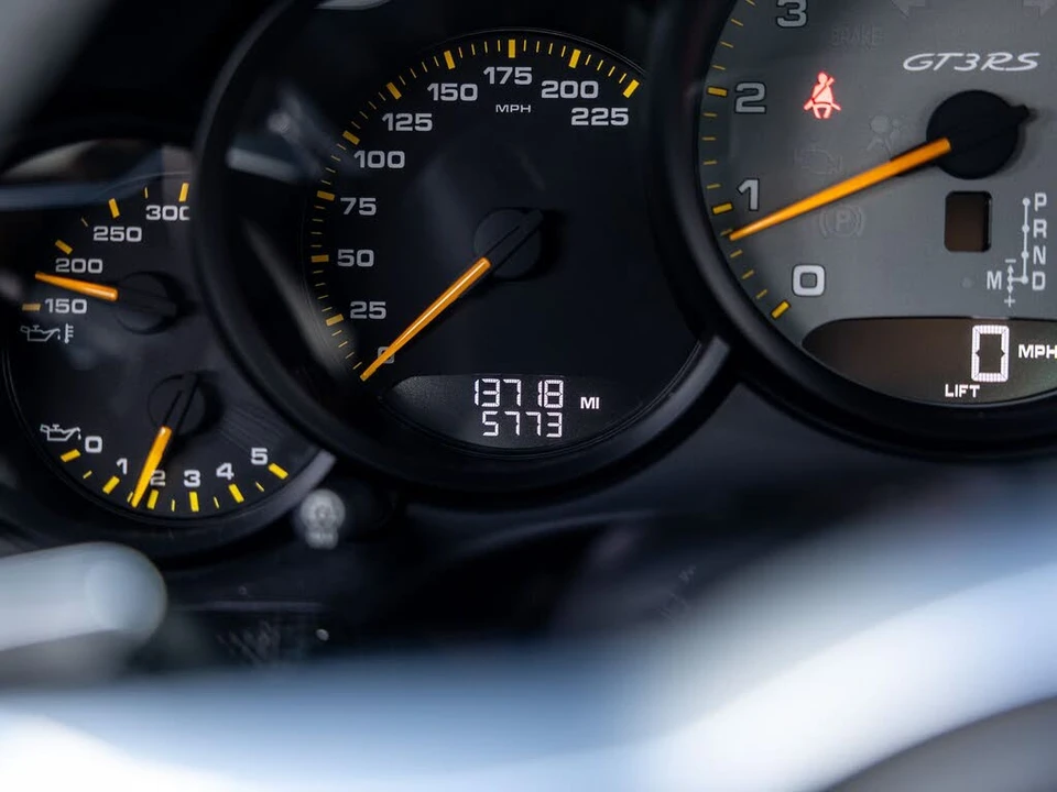 2016 Porsche 991 GT3 RS - Image 29 of 31