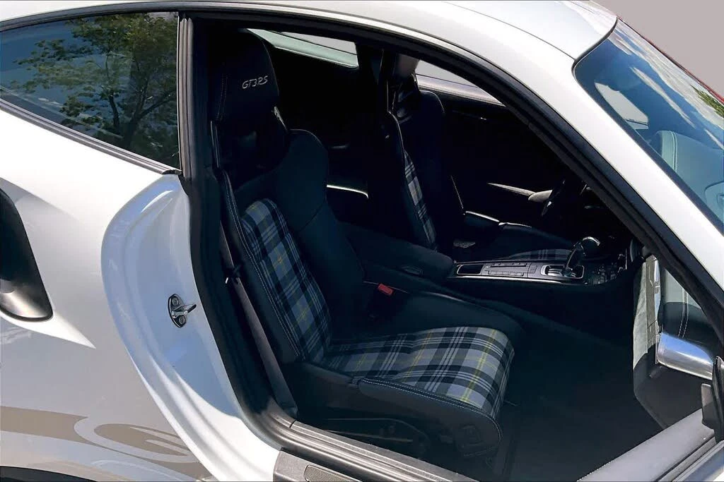 2016 Porsche 991 GT3 RS - Image 7 of 31