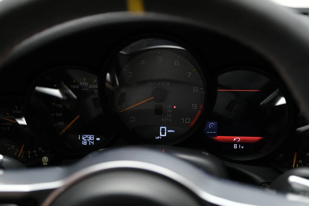 2016 Porsche 991 GT3 RS - Image 17 of 31