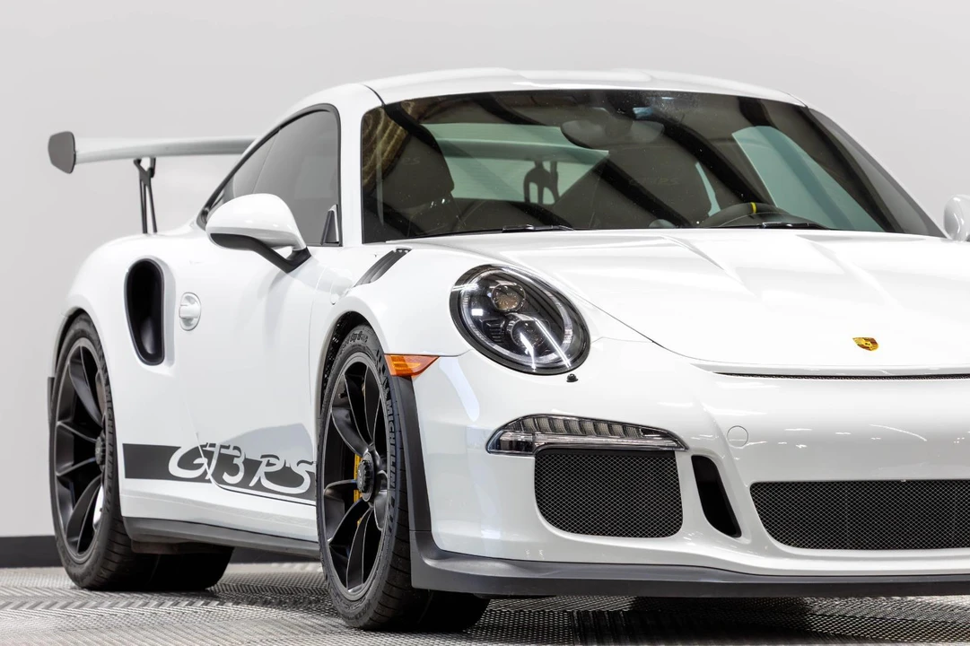 2016 Porsche 991 GT3 RS - Image 2 of 31