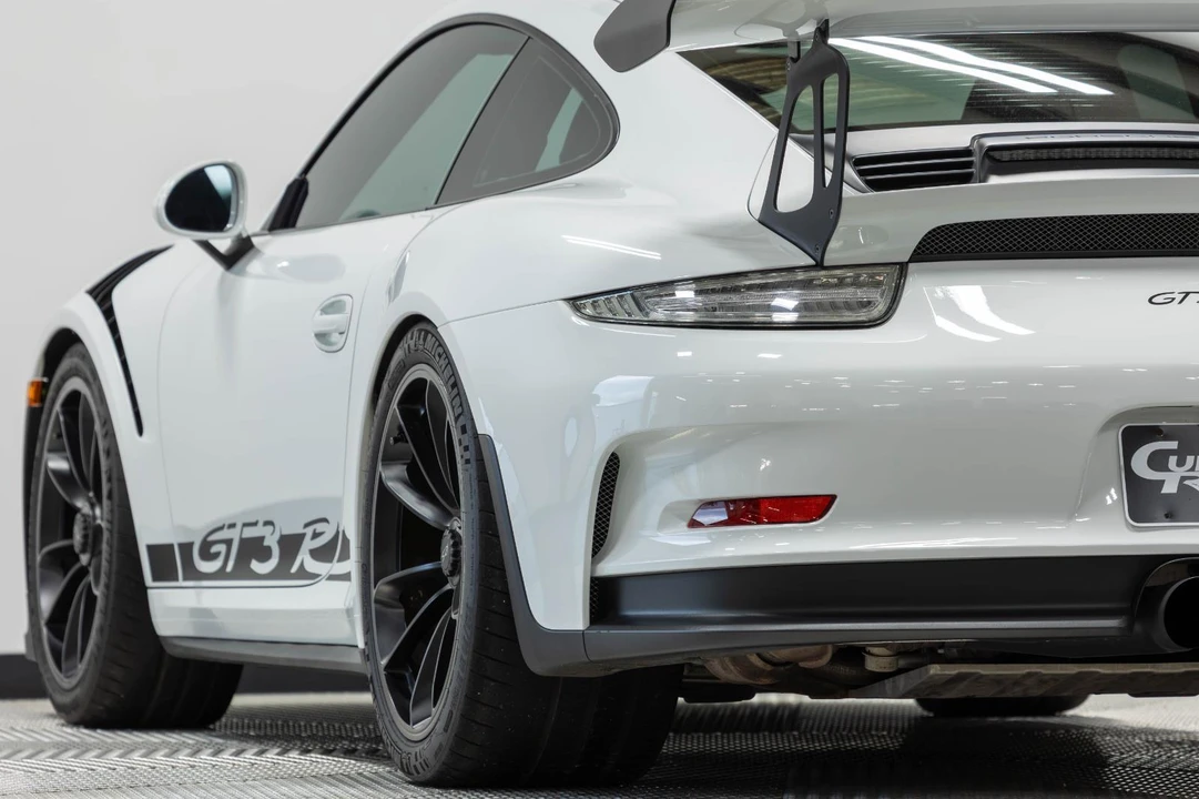 2016 Porsche 991 GT3 RS - Image 17 of 31