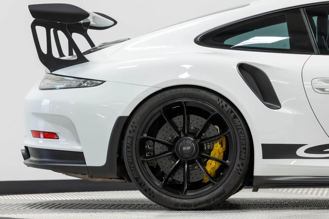 2016 Porsche 991 GT3 RS - Image 25 of 31