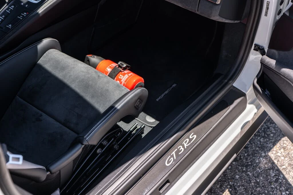 2016 Porsche 991 GT3 RS - Image 23 of 29