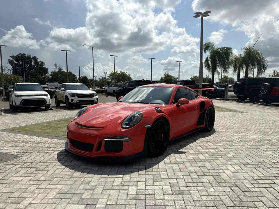 2016 Porsche 991 GT3 RS - Image 2 of 29