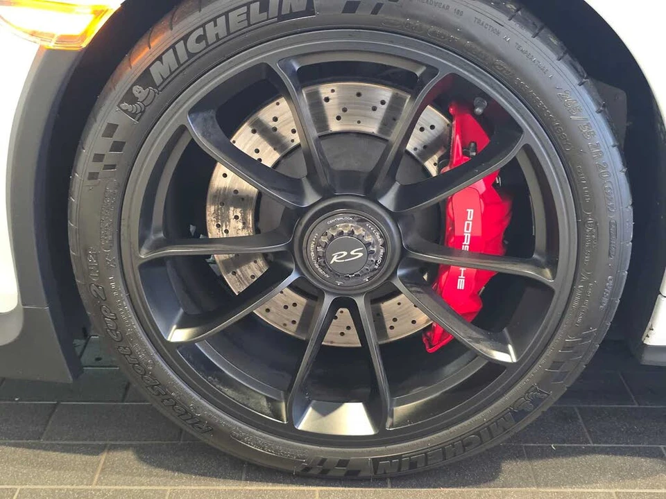 2016 Porsche 991 GT3 RS - Image 11 of 30