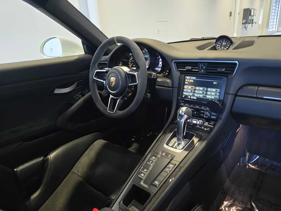 2016 Porsche 991 GT3 RS - Image 12 of 30