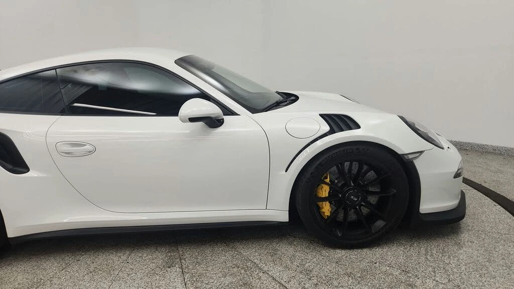 2016 Porsche 991 GT3 RS - Image 17 of 31