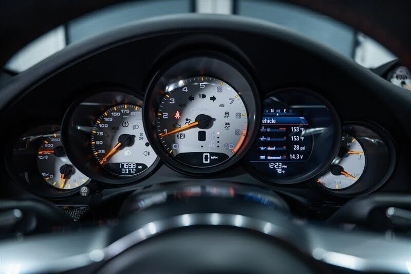 2016 Porsche 991 GT3 RS - Image 17 of 31