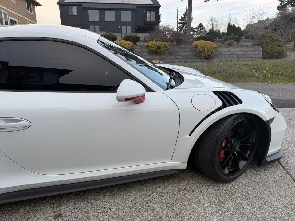 2016 Porsche 991 GT3 RS - Image 17 of 31