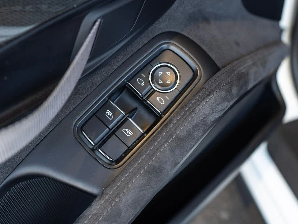 2016 Porsche 991 GT3 RS - Image 27 of 30