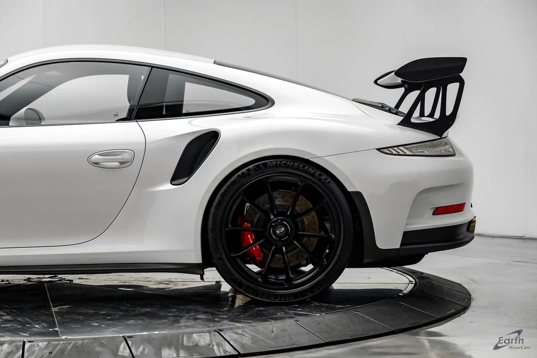 2016 Porsche 991 GT3 RS - Image 11 of 31