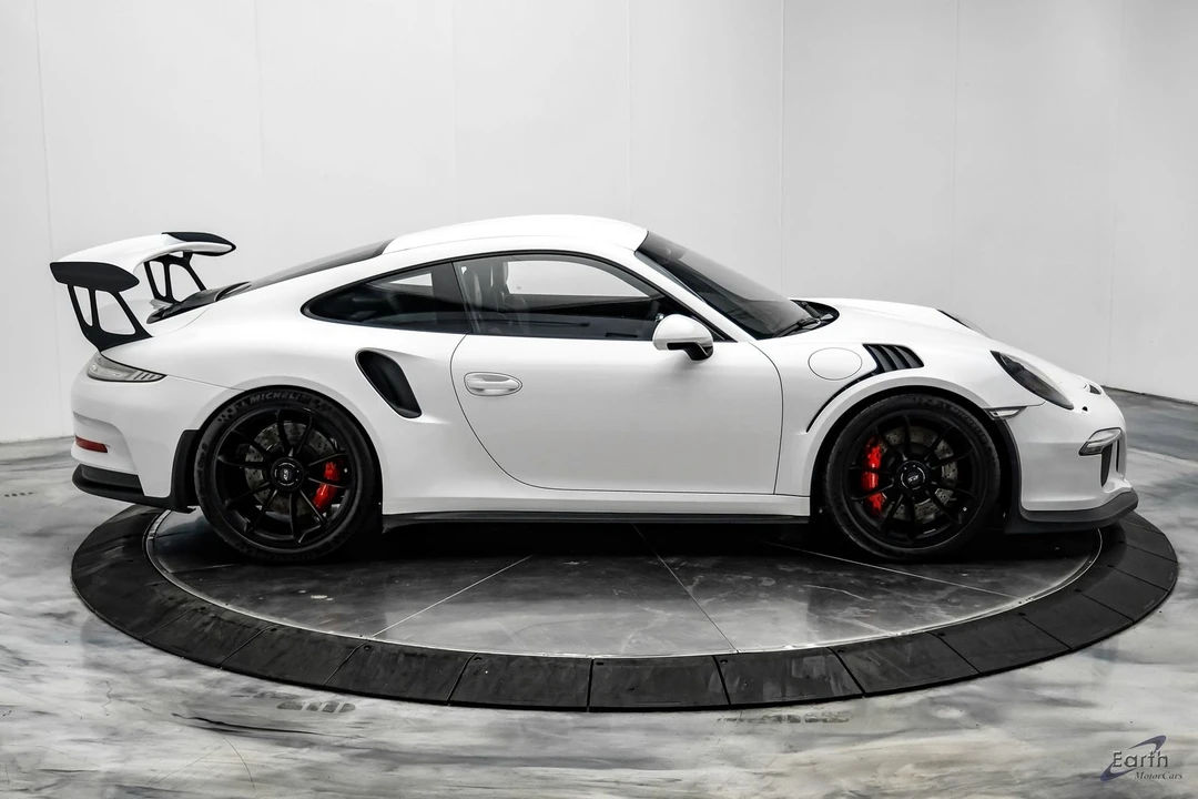 2016 Porsche 991 GT3 RS - Image 25 of 31