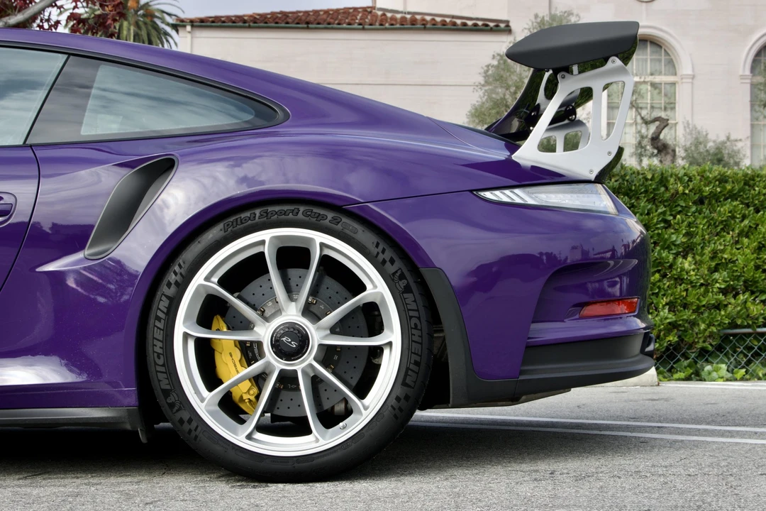 2016 Porsche 991 GT3 RS - Image 17 of 31