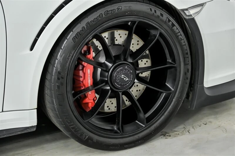 2016 Porsche 991 GT3 RS - Image 17 of 21