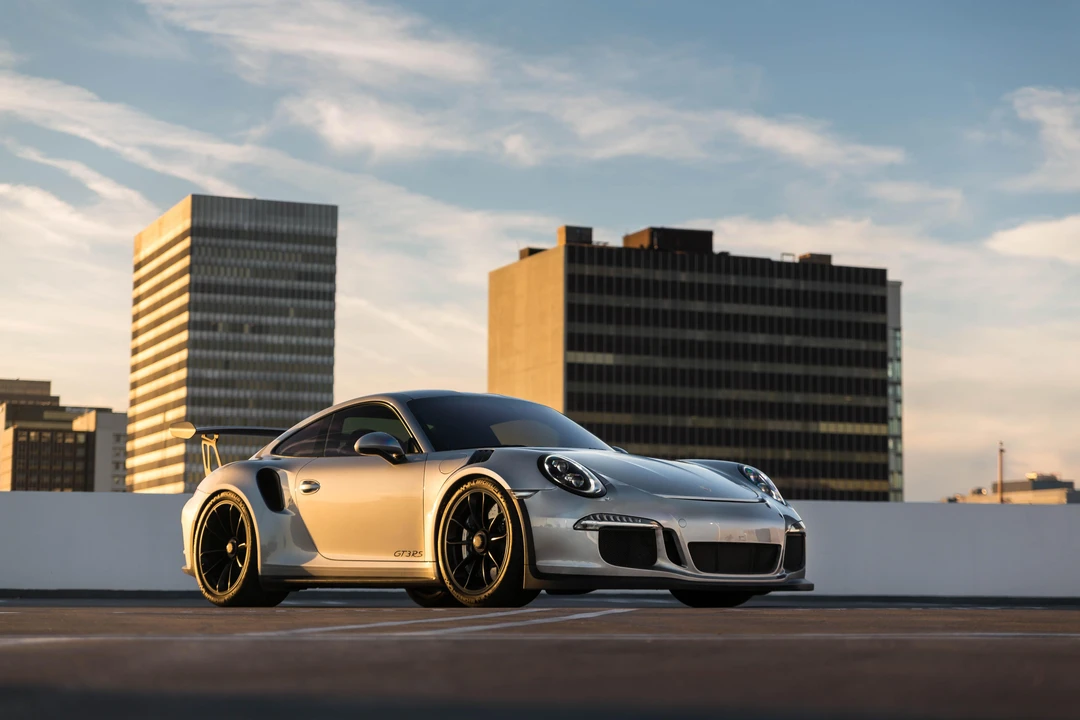 2016 Porsche 991 GT3 RS - Image 17 of 31