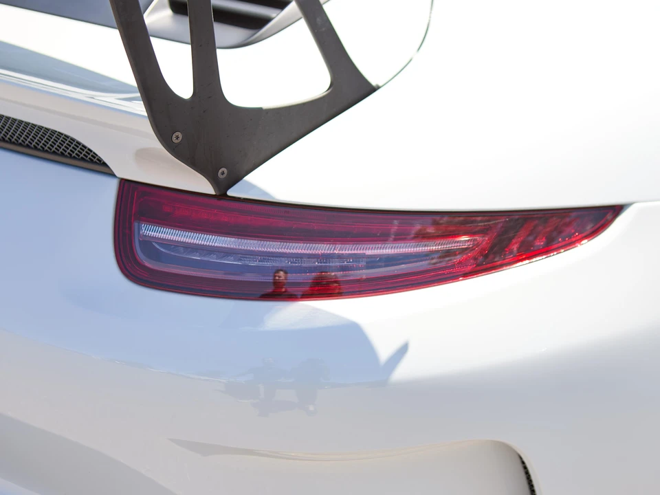 2016 Porsche 991 GT3 RS - Image 26 of 31