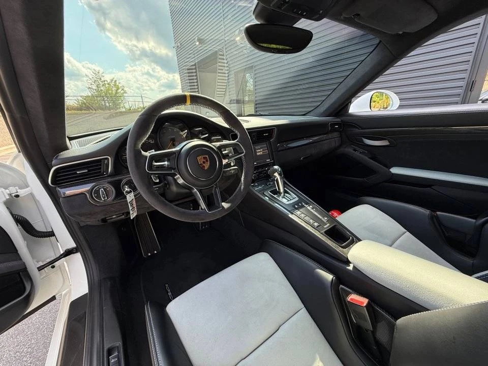 2016 Porsche 991 GT3 RS - Image 4 of 5