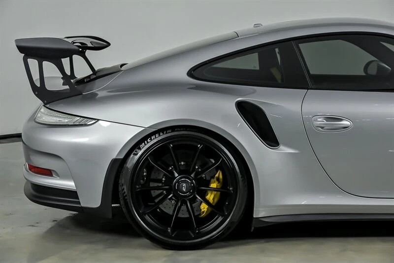2016 Porsche 991 GT3 RS - Image 13 of 31