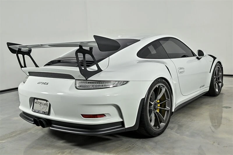 2016 Porsche 991 GT3 RS - Image 9 of 31