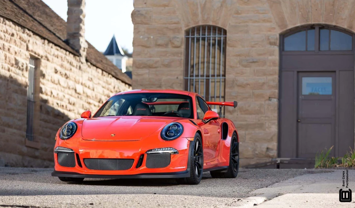 2016 Porsche 991 GT3 RS - Image 2 of 15