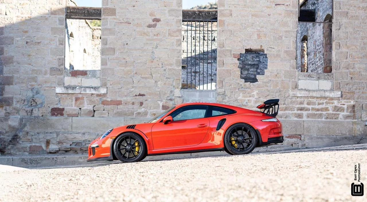2016 Porsche 991 GT3 RS - Image 3 of 15