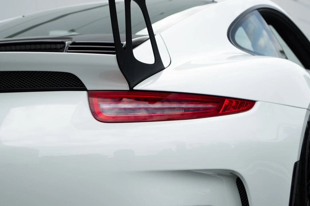 2016 Porsche 991 GT3 RS - Image 25 of 31