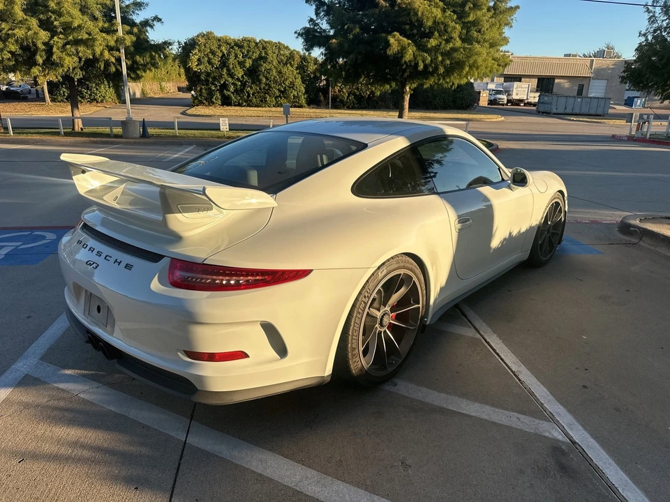 2016 Porsche 991 GT3 - Image 4 of 9