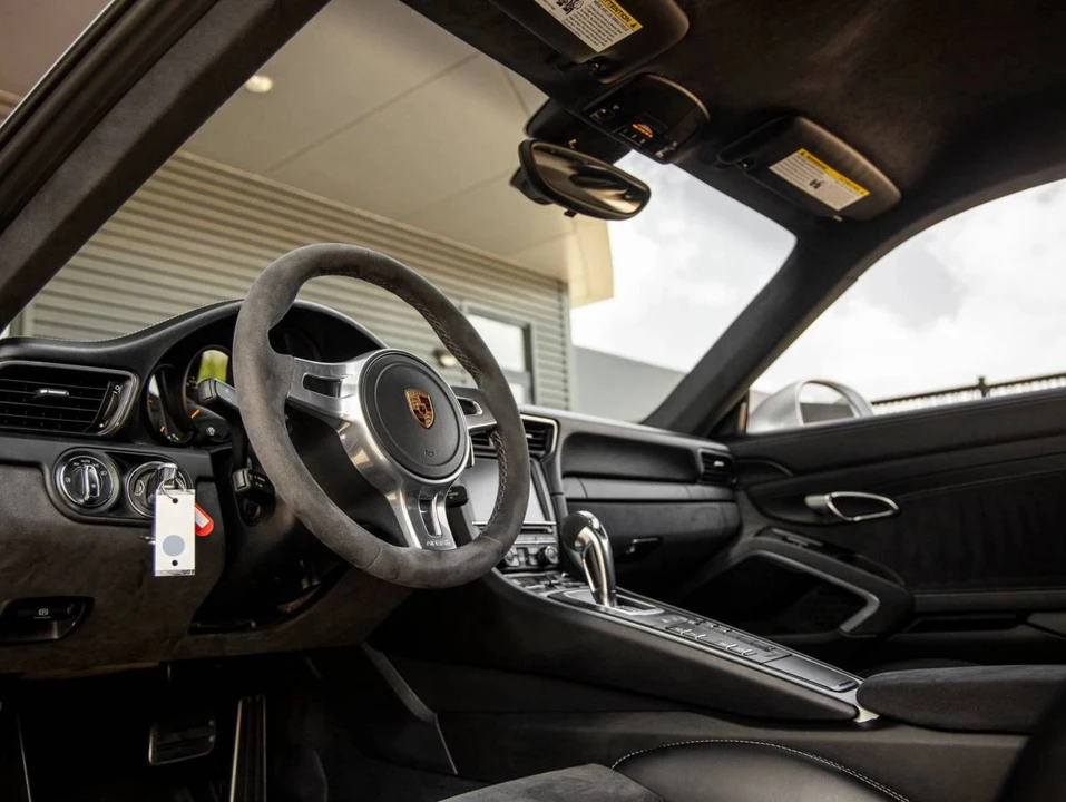 2016 Porsche 991 GT3 - Image 4 of 5