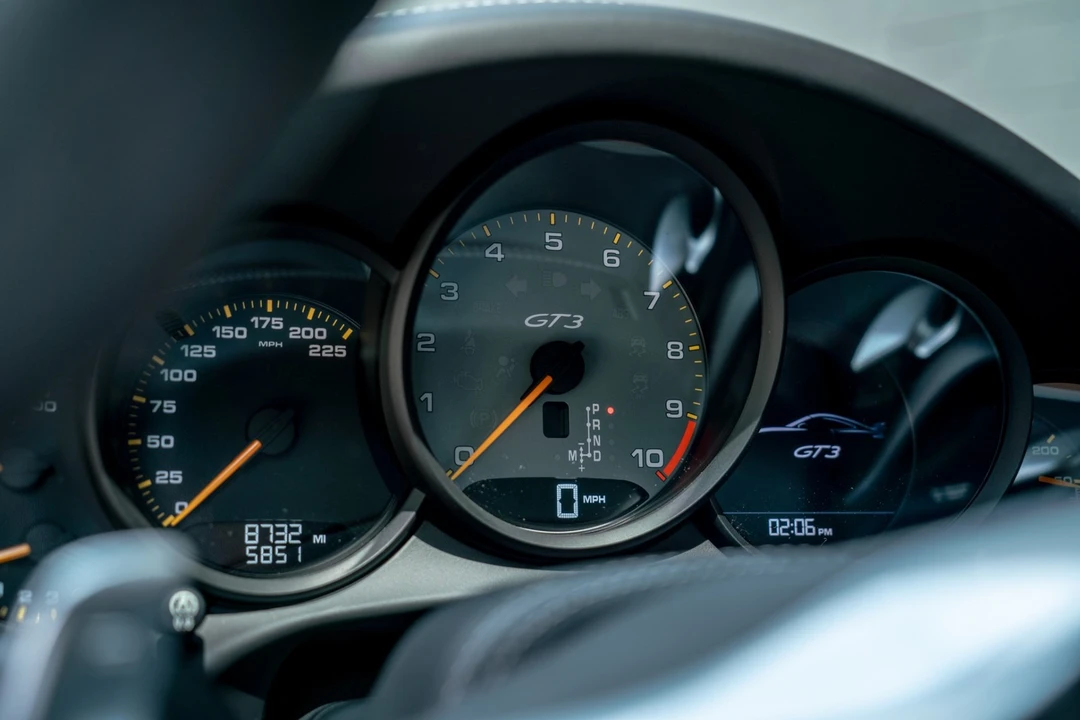 2016 Porsche 991 GT3 - Image 13 of 31