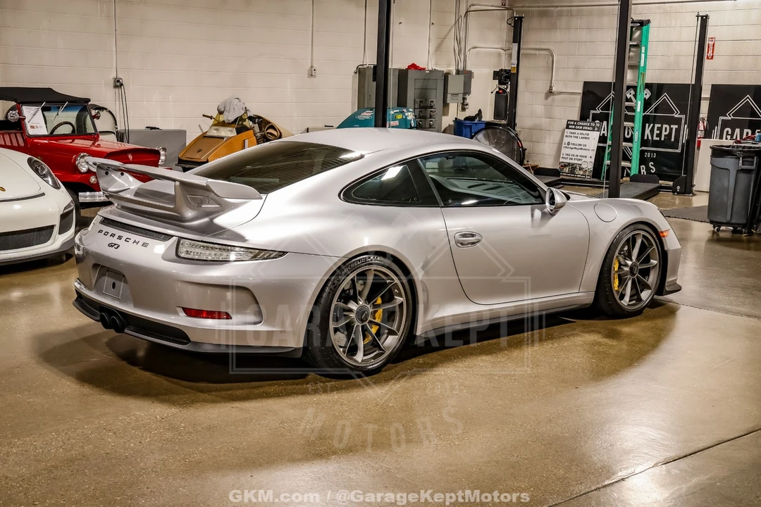 2016 Porsche 991 GT3 - Image 24 of 31