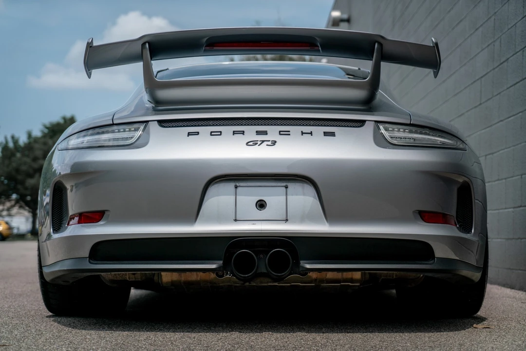2016 Porsche 991 GT3 - Image 15 of 31