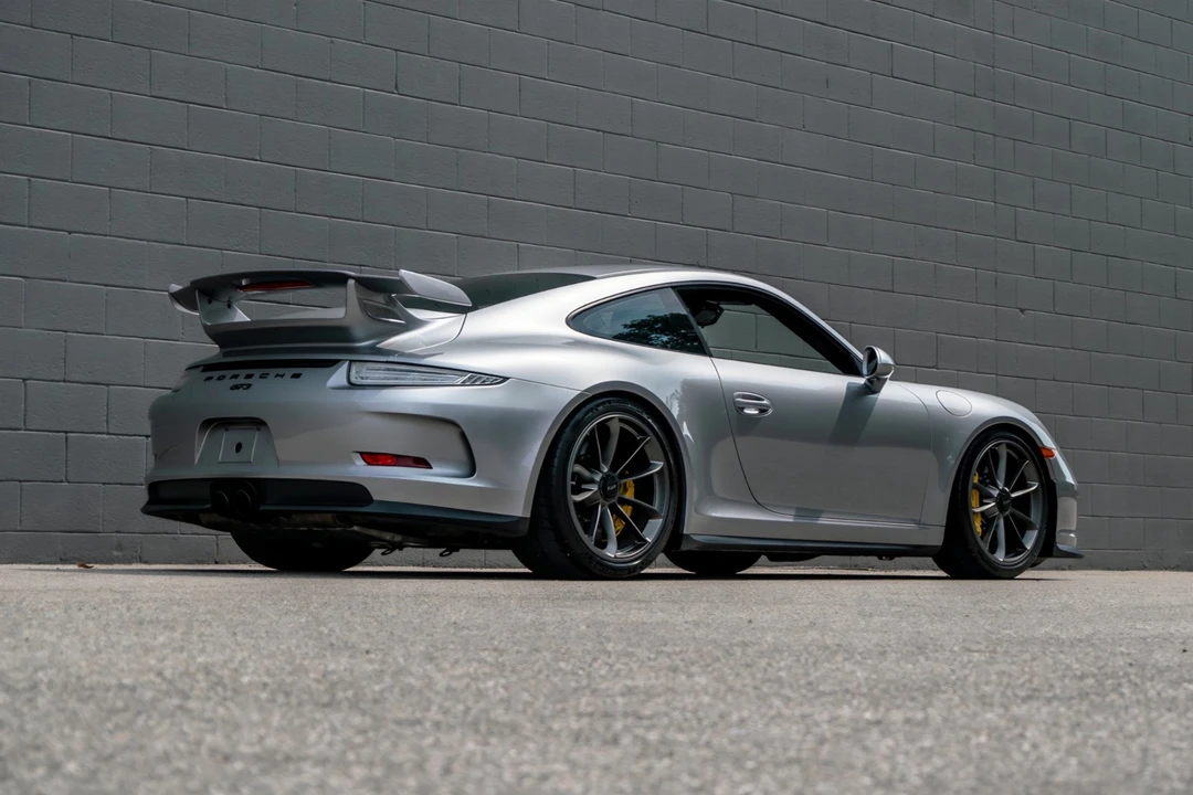 2016 Porsche 991 GT3 - Image 5 of 31