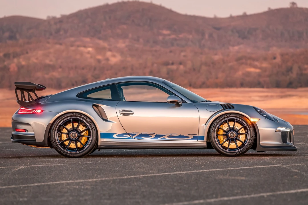 2016 Porsche 991 GT3 RS - Image 11 of 30