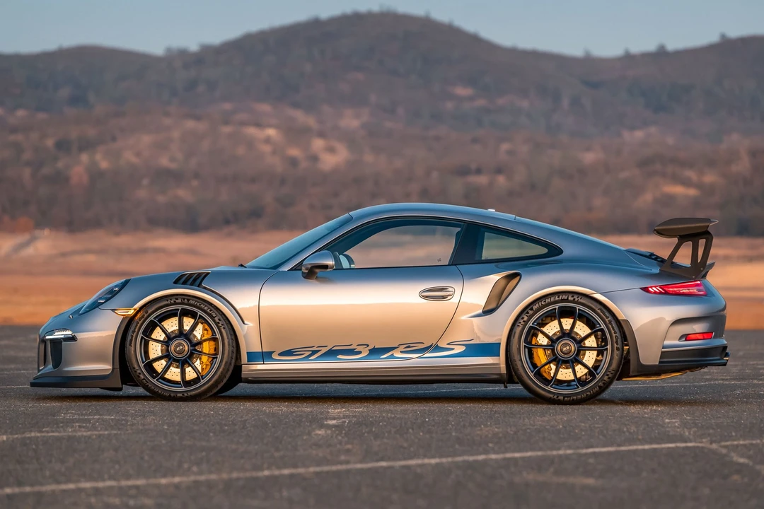 2016 Porsche 991 GT3 RS - Image 21 of 30