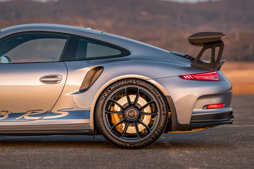 2016 Porsche 991 GT3 RS - Image 23 of 30