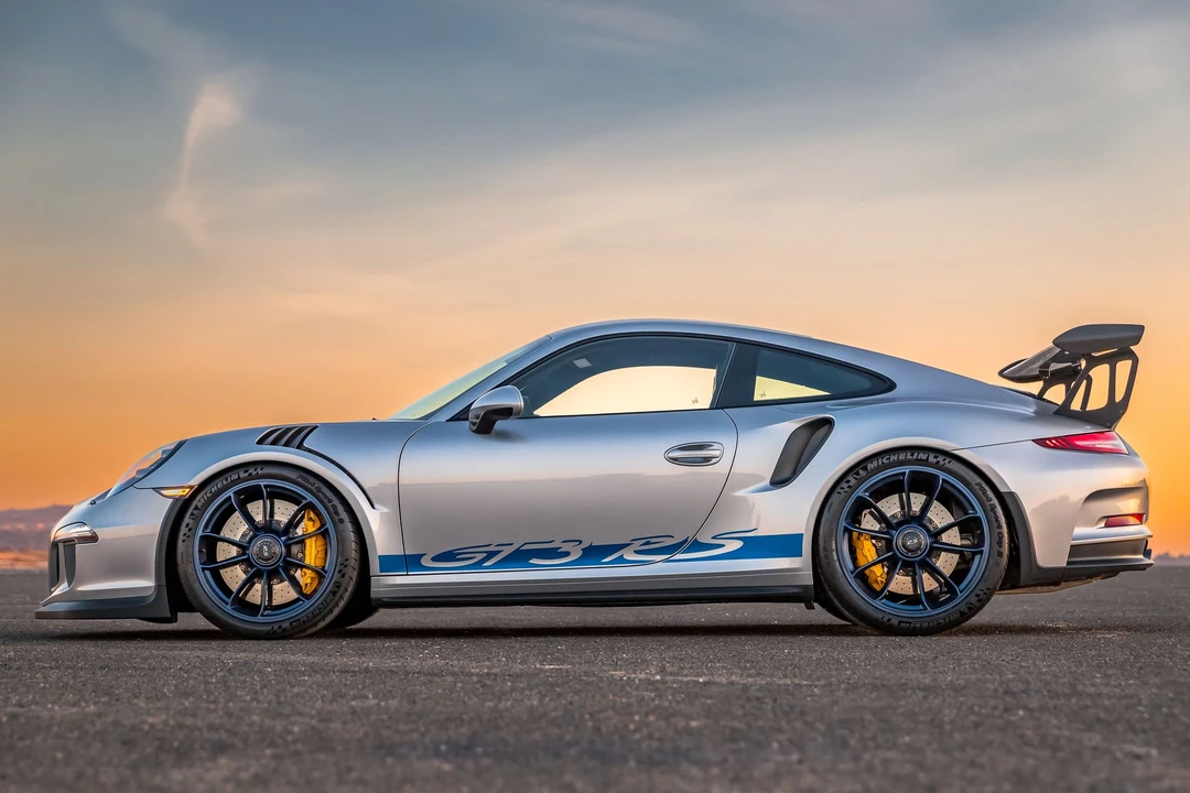 2016 Porsche 991 GT3 RS - Image 1 of 30