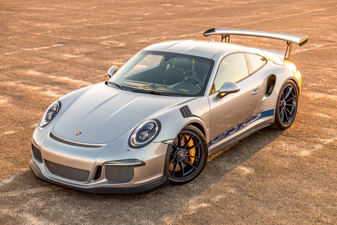 2016 Porsche 991 GT3 RS - Image 2 of 30