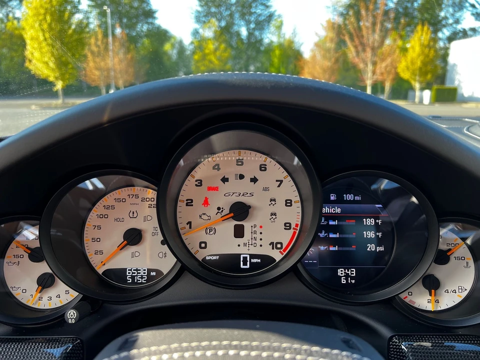 2016 Porsche 991 GT3 RS - Image 26 of 31