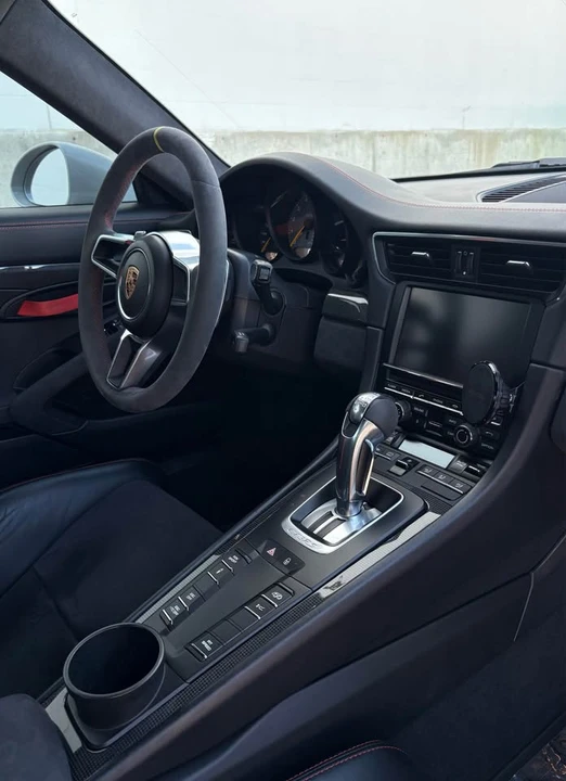2016 Porsche 991 Carrera - Image 17 of 20