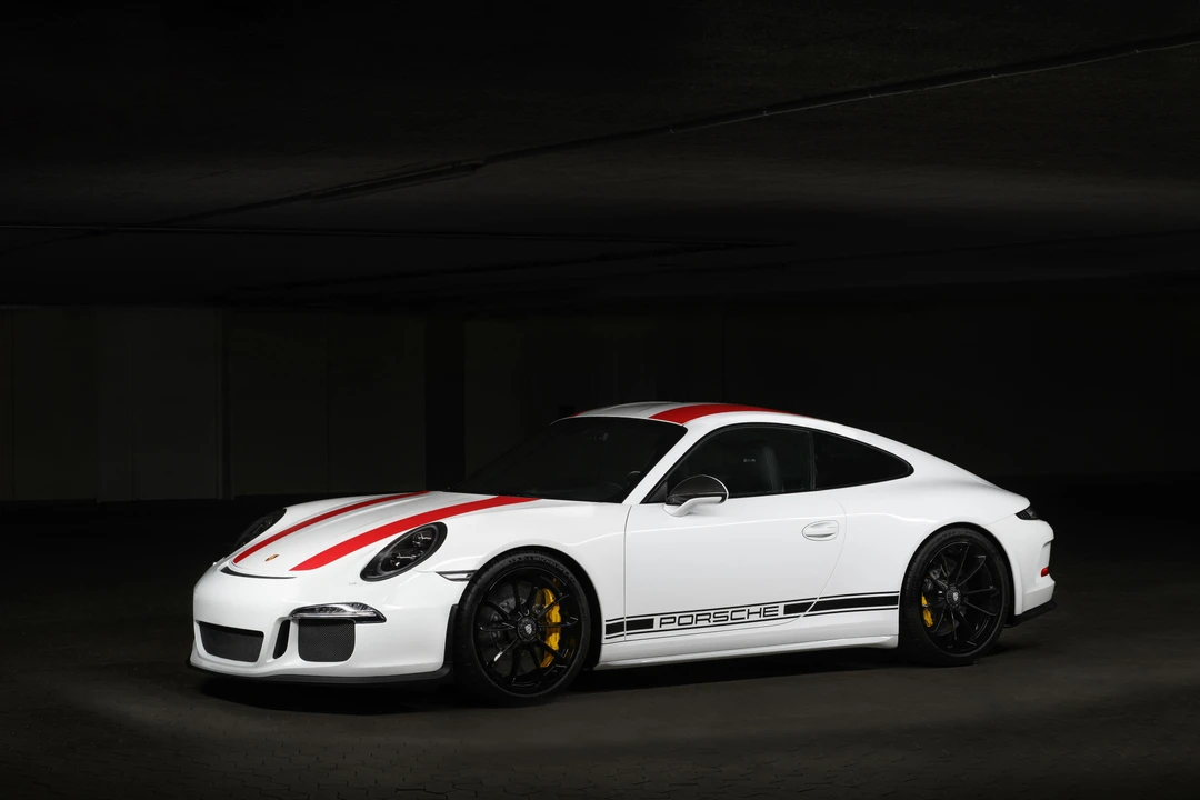 2016 Porsche - Image 26 of 31