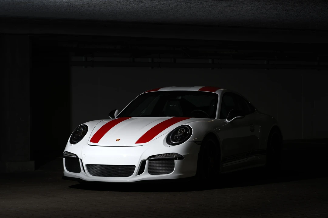 2016 Porsche - Image 4 of 31