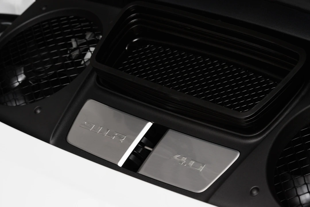 2016 Porsche - Image 29 of 31