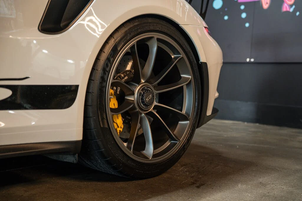 2016 Porsche 991 R - Image 17 of 23