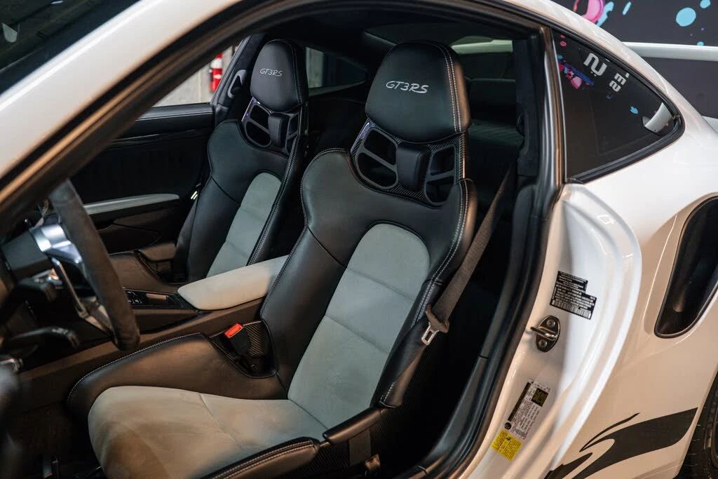 2016 Porsche 991 R - Image 8 of 23