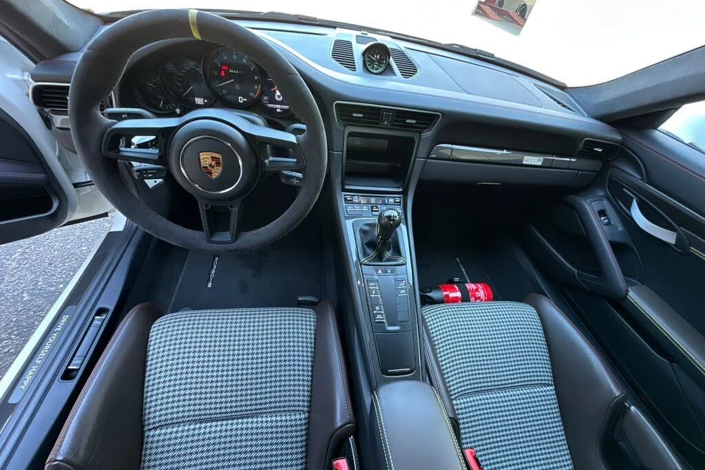 2016 Porsche 991 R - Image 6 of 31