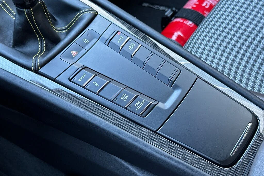 2016 Porsche 991 R - Image 22 of 31