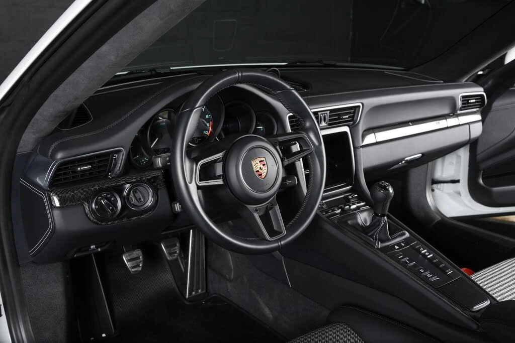 2016 Porsche 991 R - Image 19 of 31