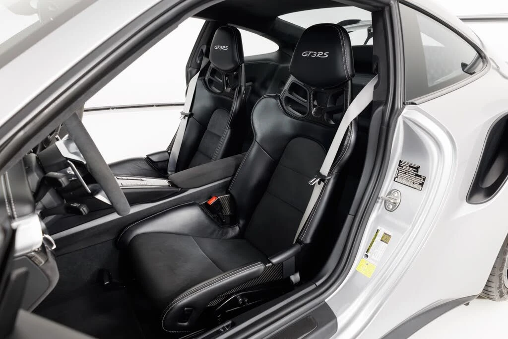 2016 Porsche 991 R - Image 16 of 31